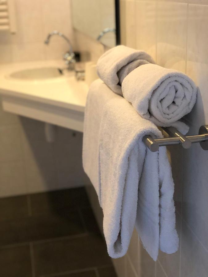 Strandlogement Om De Noord Schiermonnikoog Esterno foto